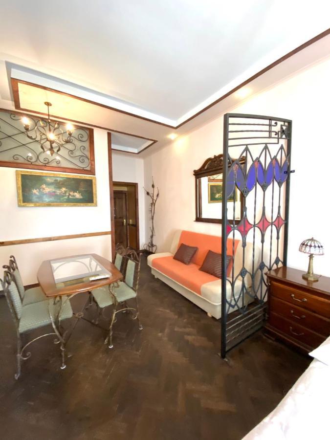 Квартира На Вулиці Лесі Українки 19 Lviv Bagian luar foto
